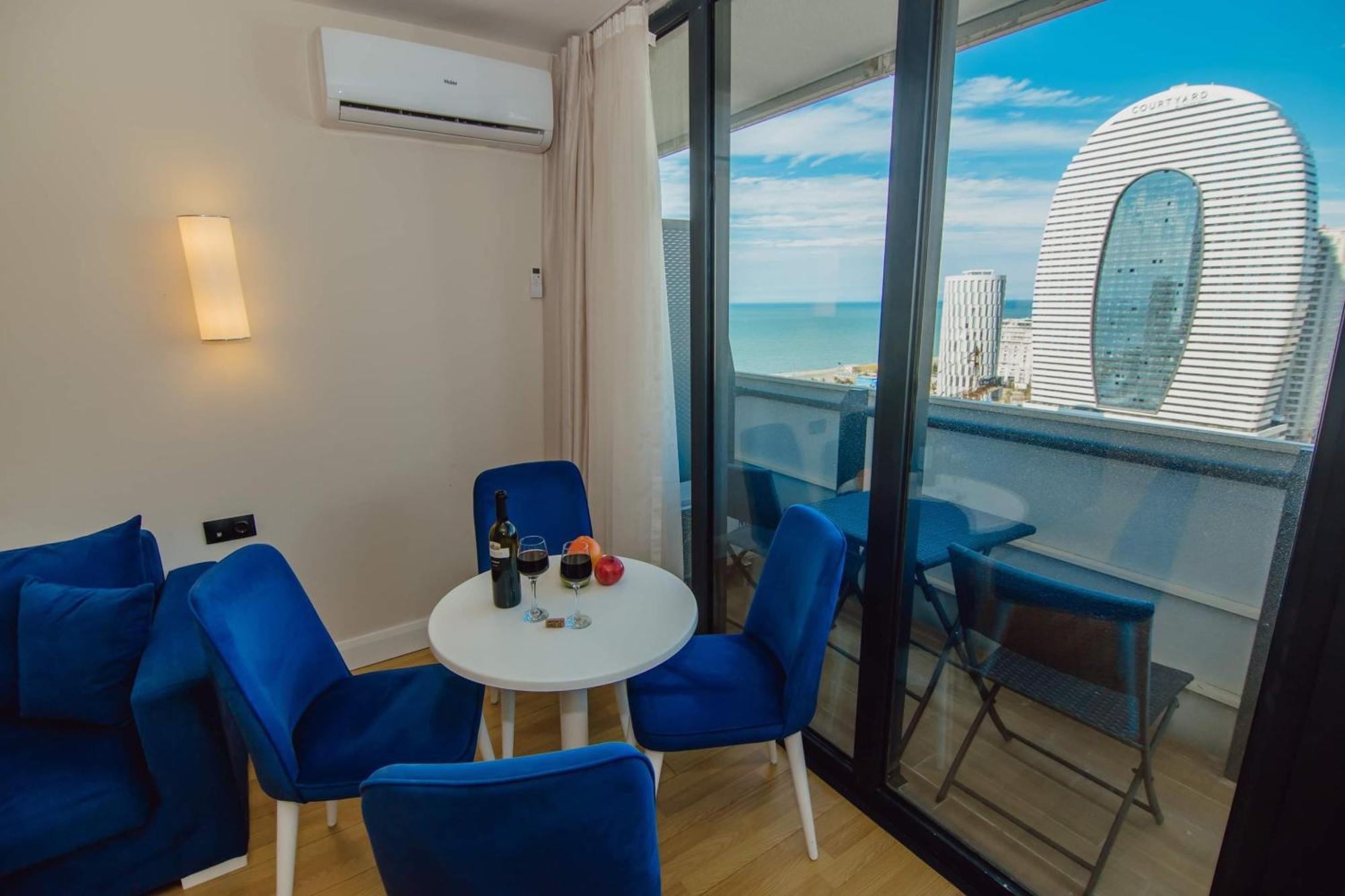 Orbi City Black Sea View Aparthotel Batum Dış mekan fotoğraf