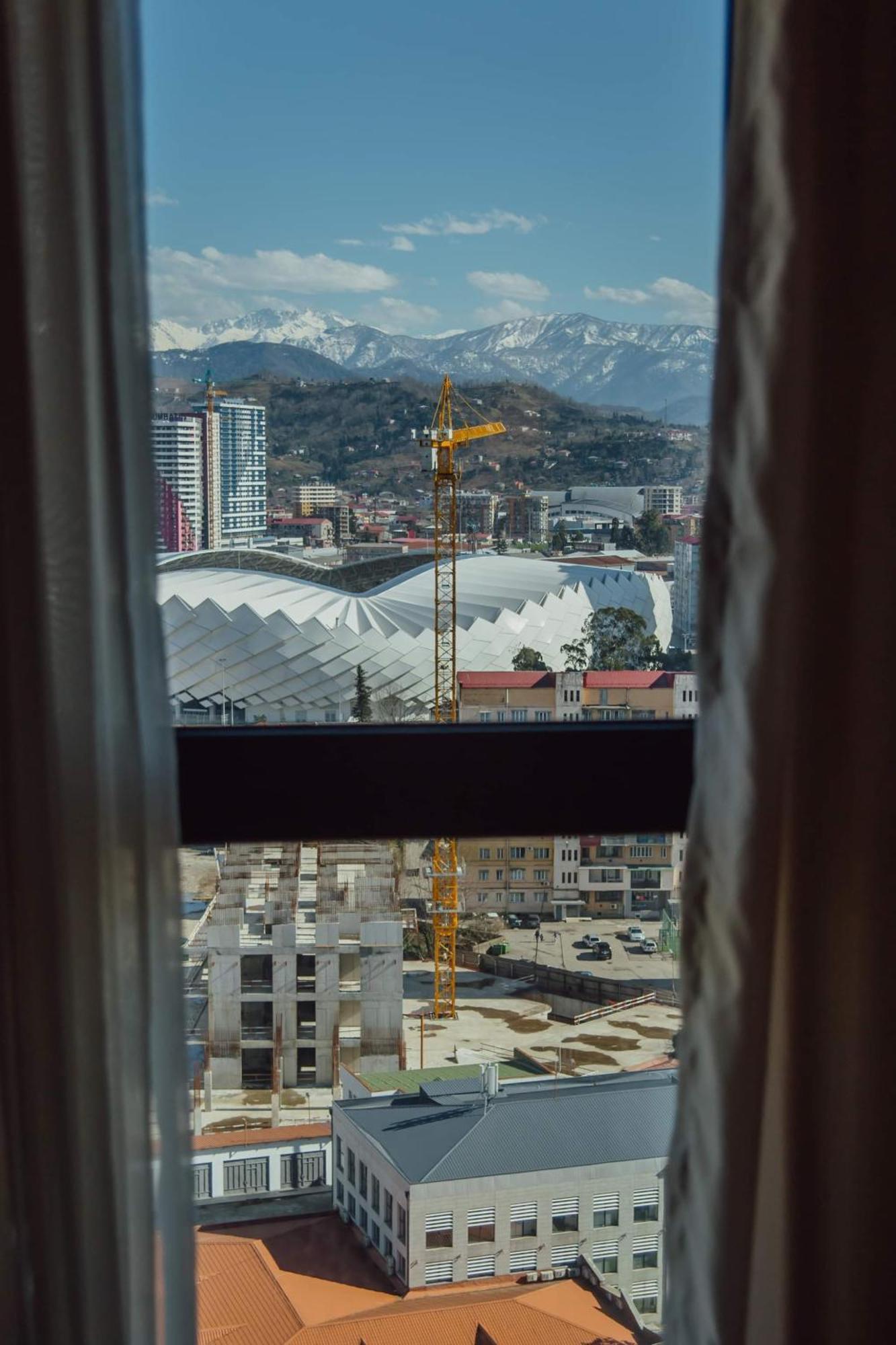 Orbi City Black Sea View Aparthotel Batum Dış mekan fotoğraf
