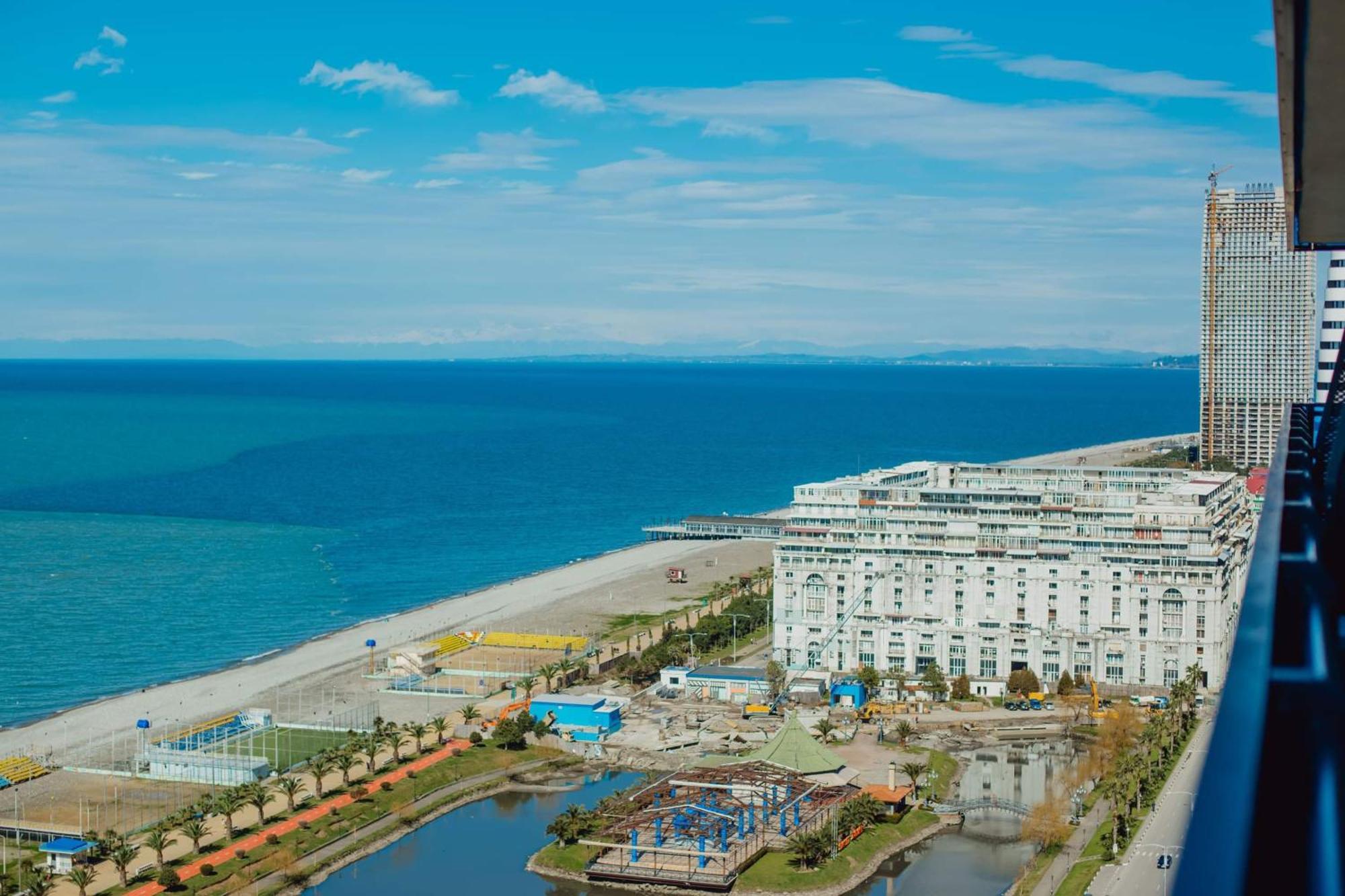 Orbi City Black Sea View Aparthotel Batum Dış mekan fotoğraf