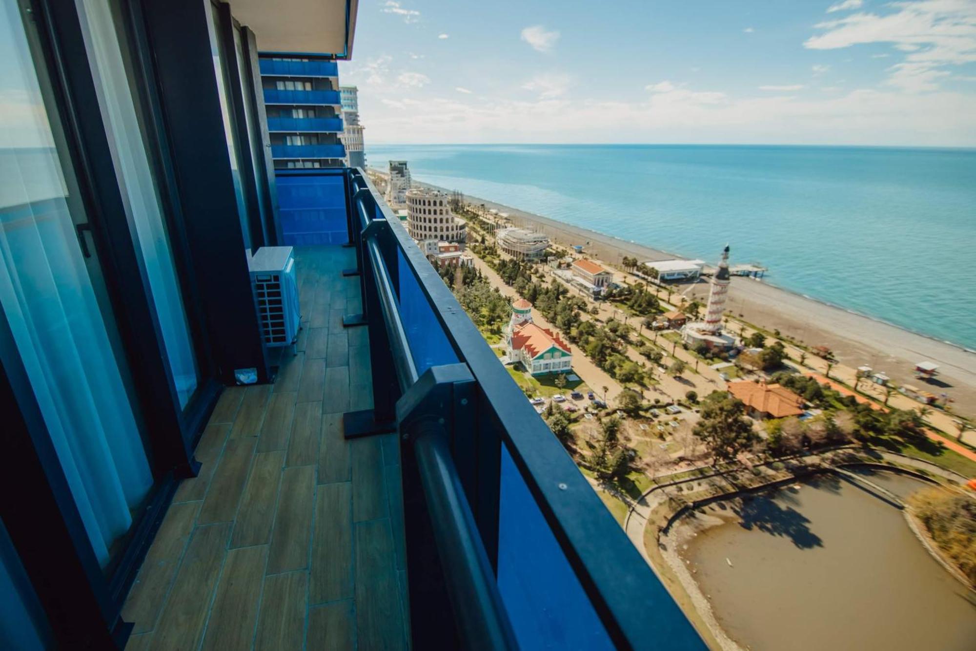 Orbi City Black Sea View Aparthotel Batum Dış mekan fotoğraf