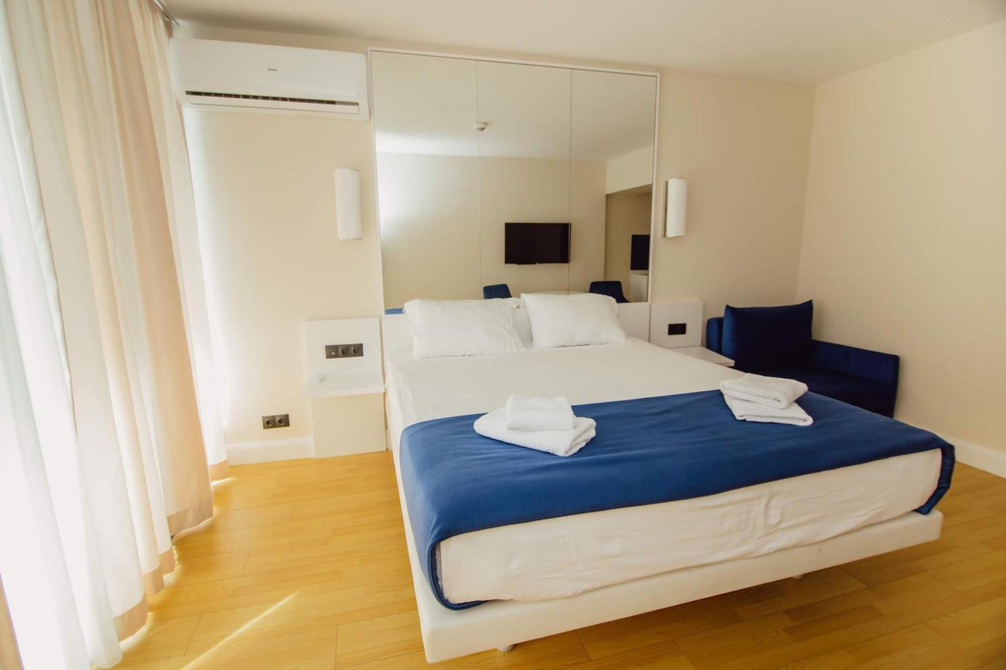 Orbi City Black Sea View Aparthotel Batum Dış mekan fotoğraf